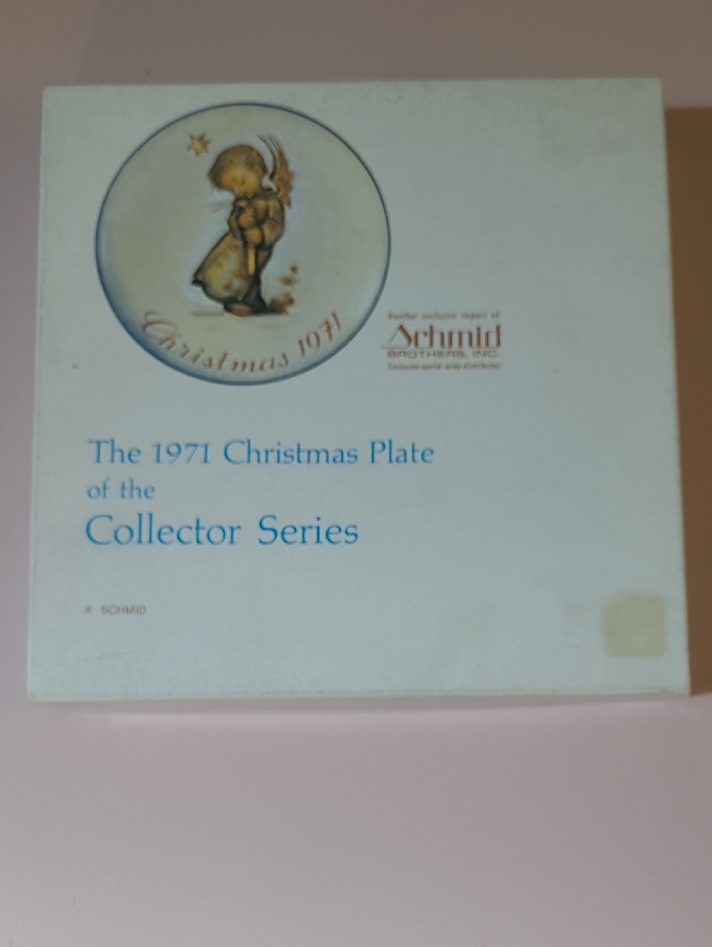 Hummel 1971 Christmas Collector Plate Box - White with Blue Text